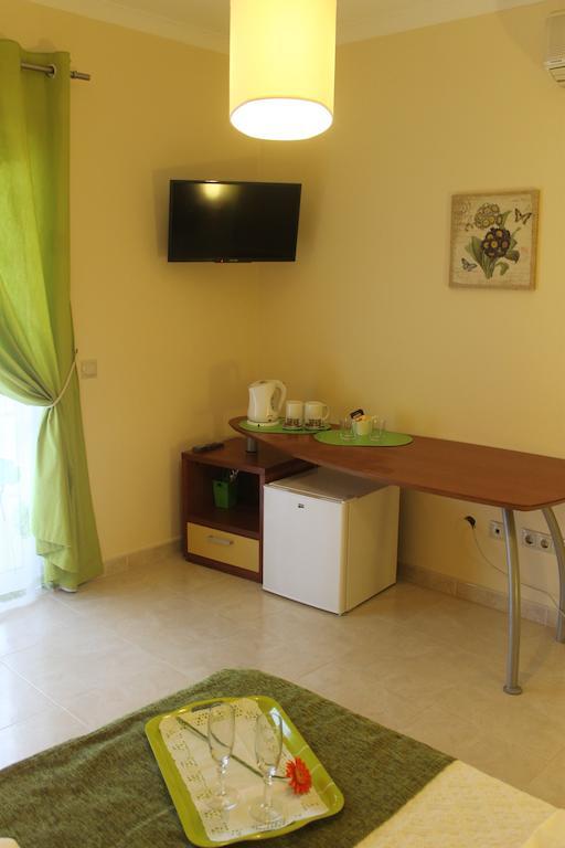 Casa Dos Cedros Hotel Lagos Room photo